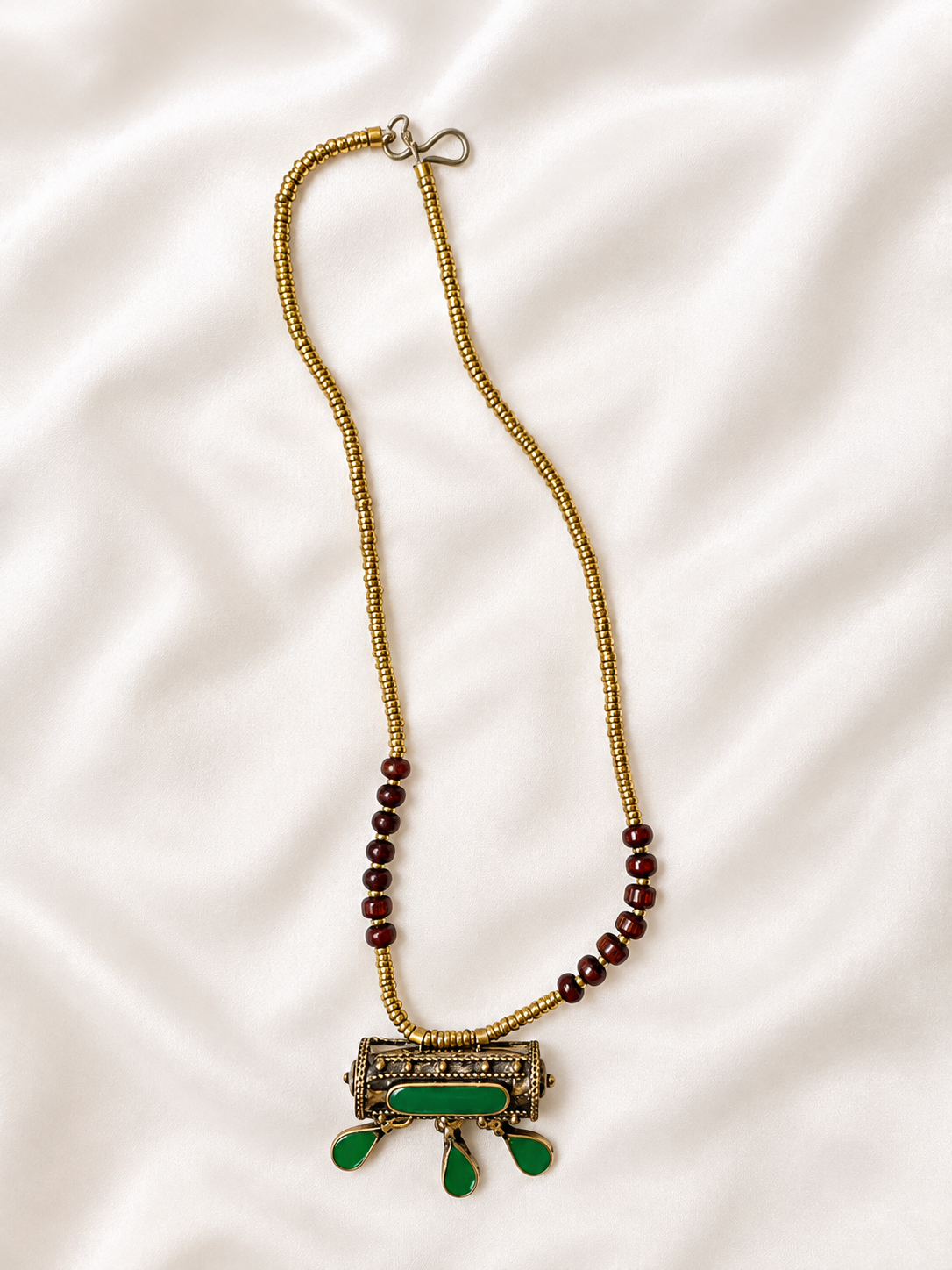 antique choker necklace