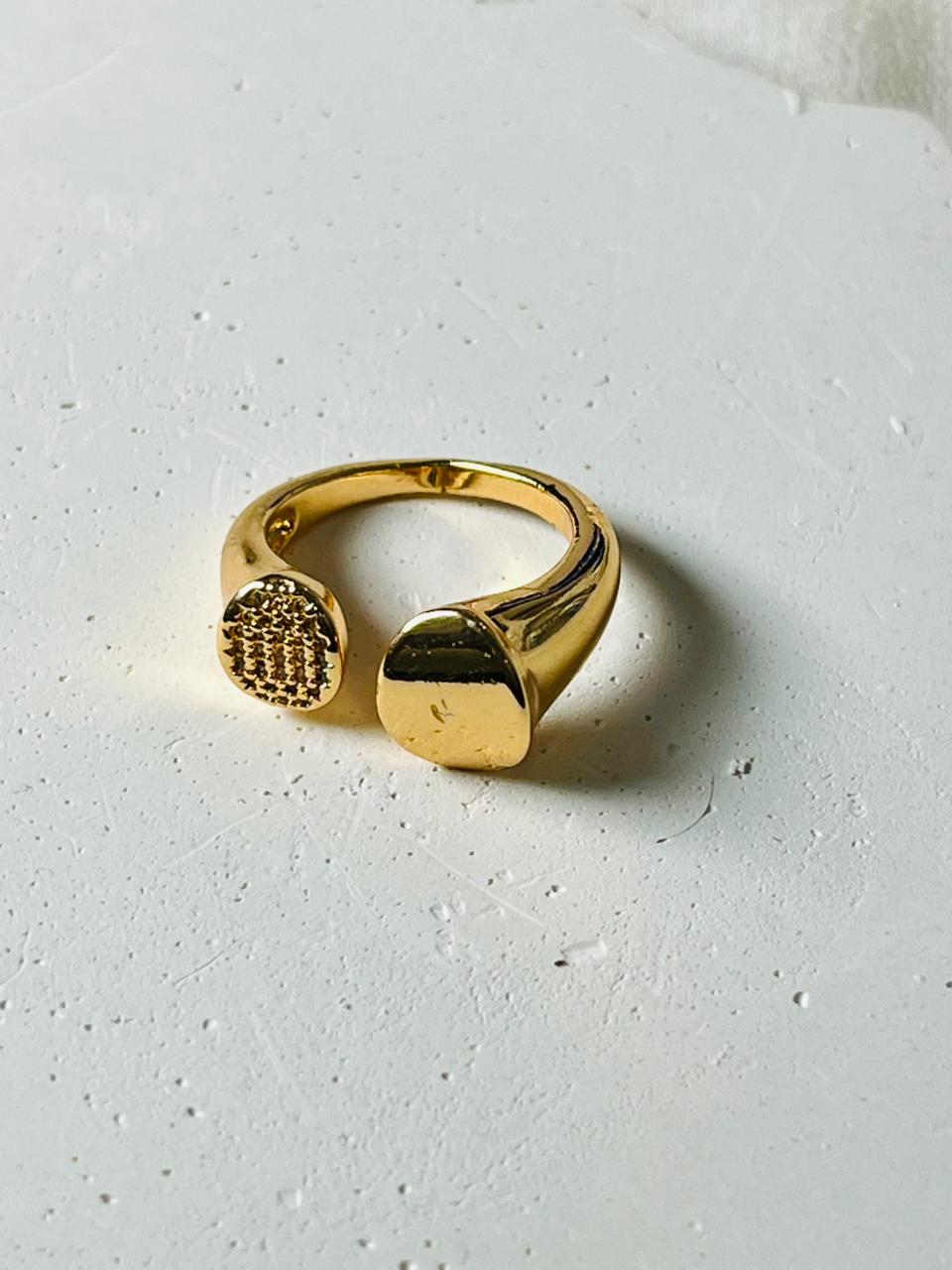 Open Ring Dual Oval Top Ring