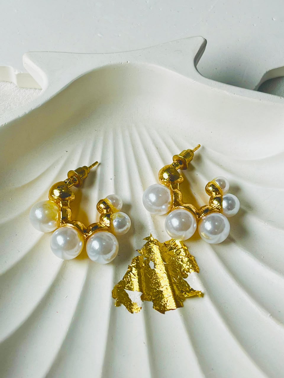 White Pearl earing