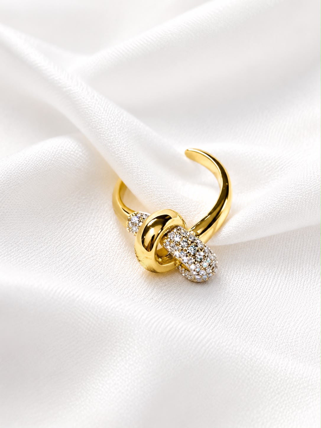 knot ring