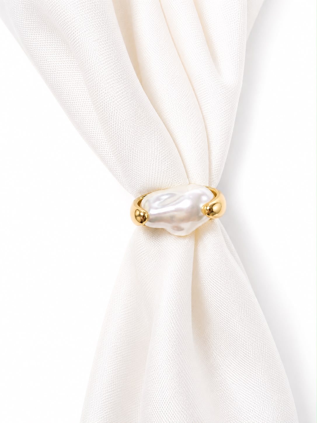 Everyday Baroque Golden Ring