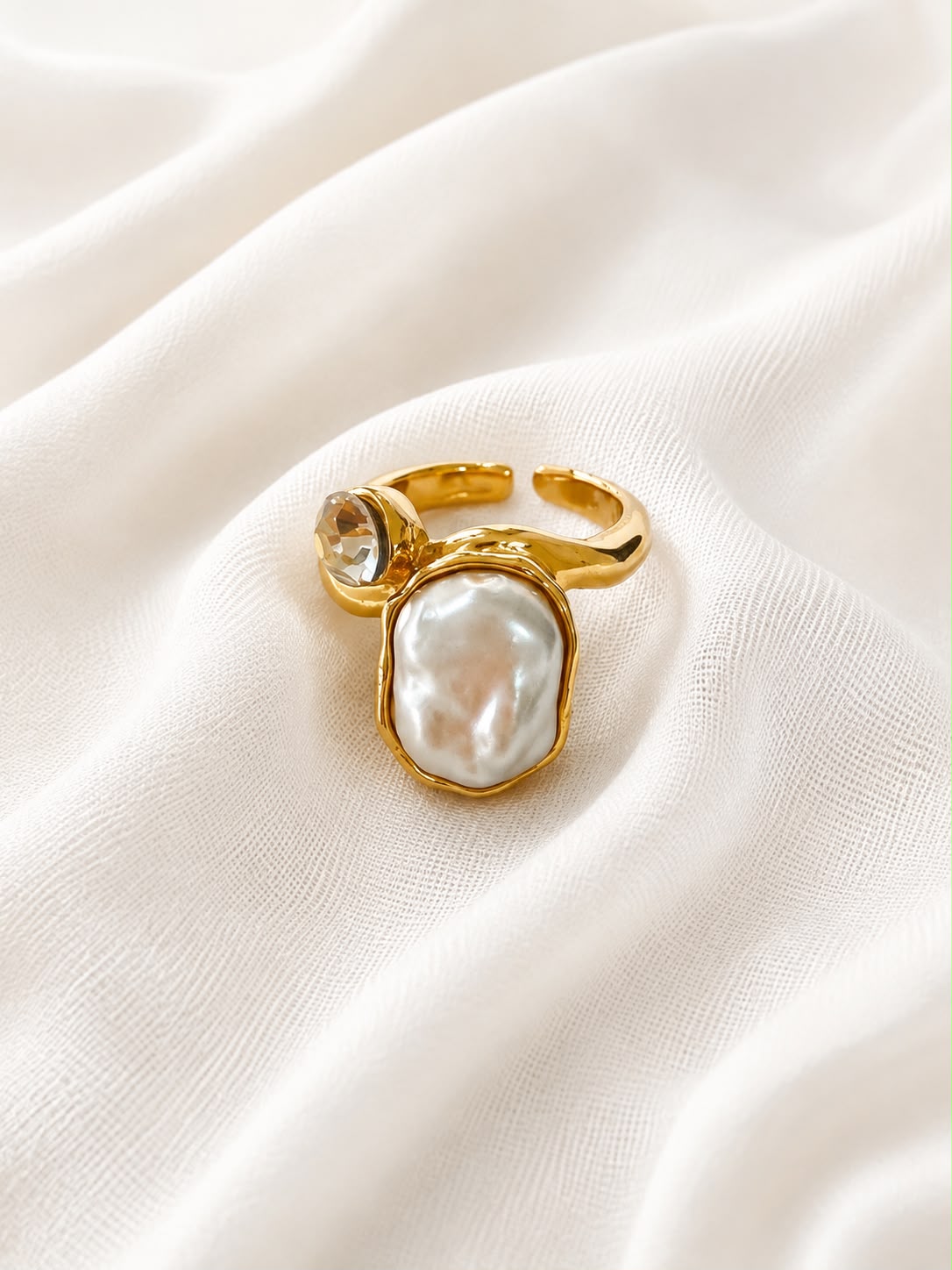Pearl Ring 3