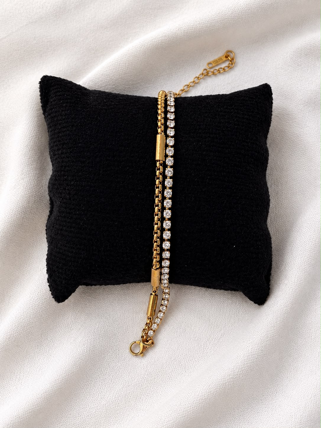 Double-layer chain bracelet