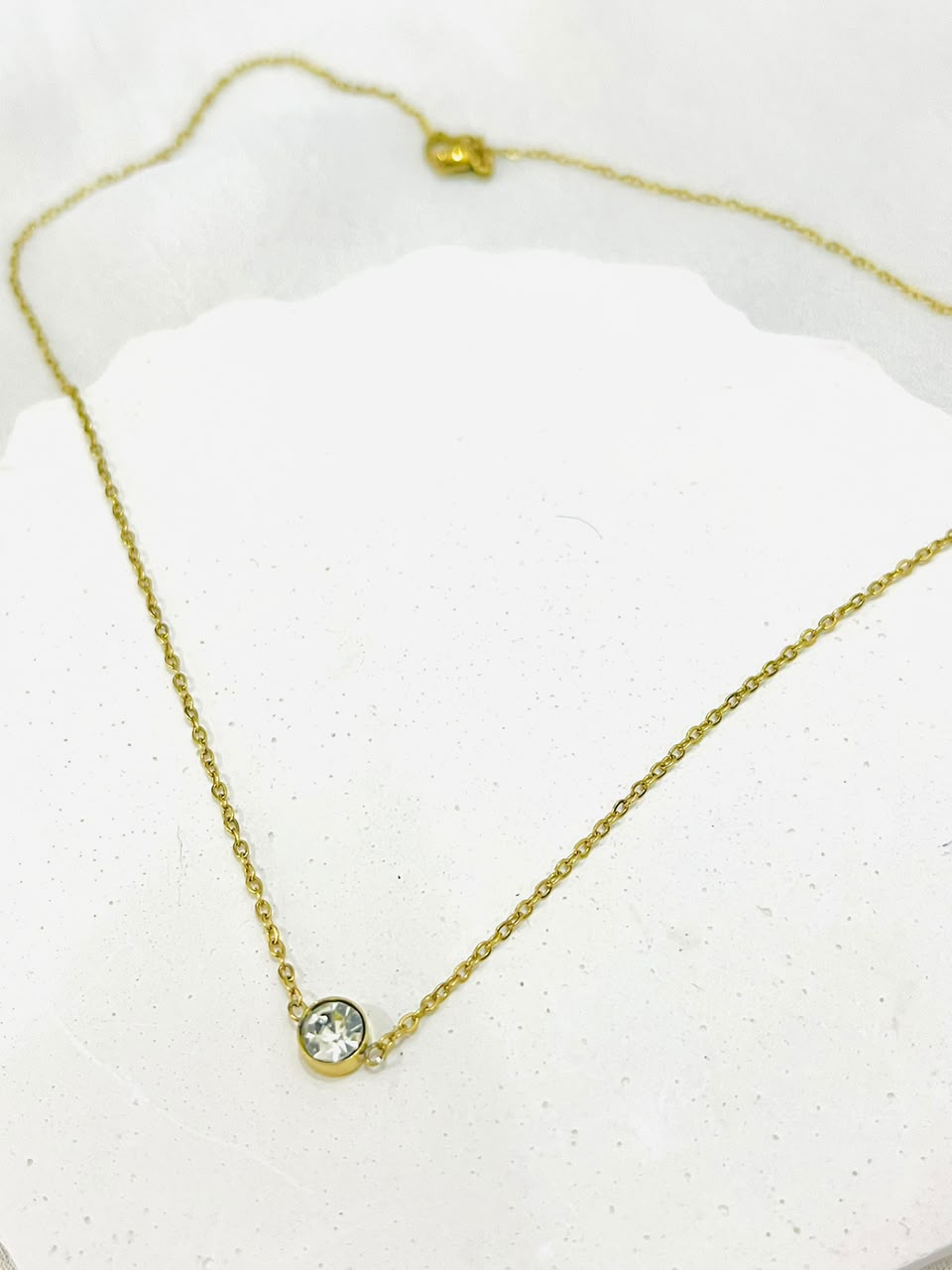 Round Stone pendent