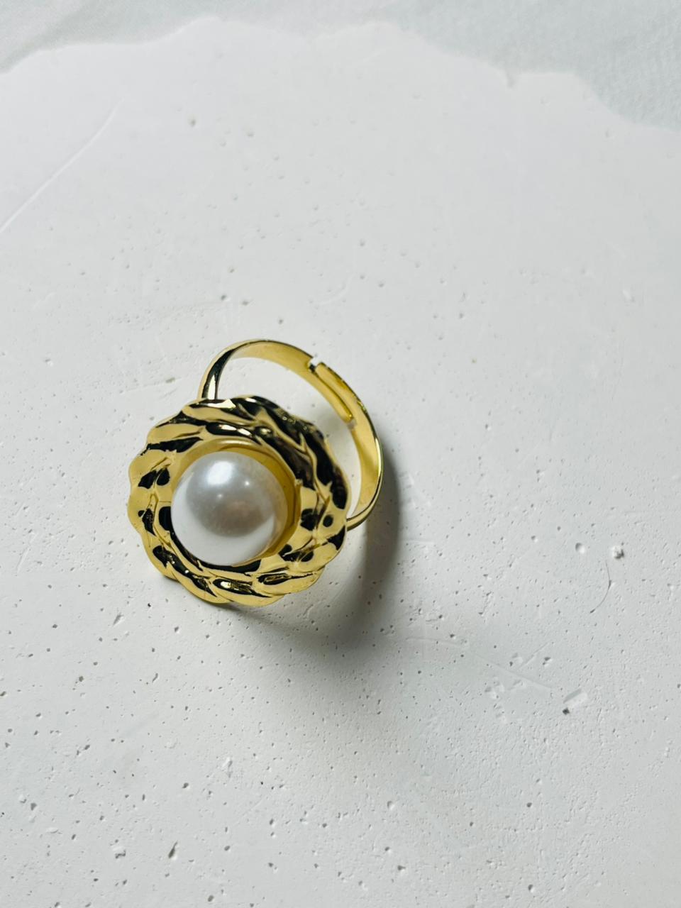 Rounded White Pearl Ring